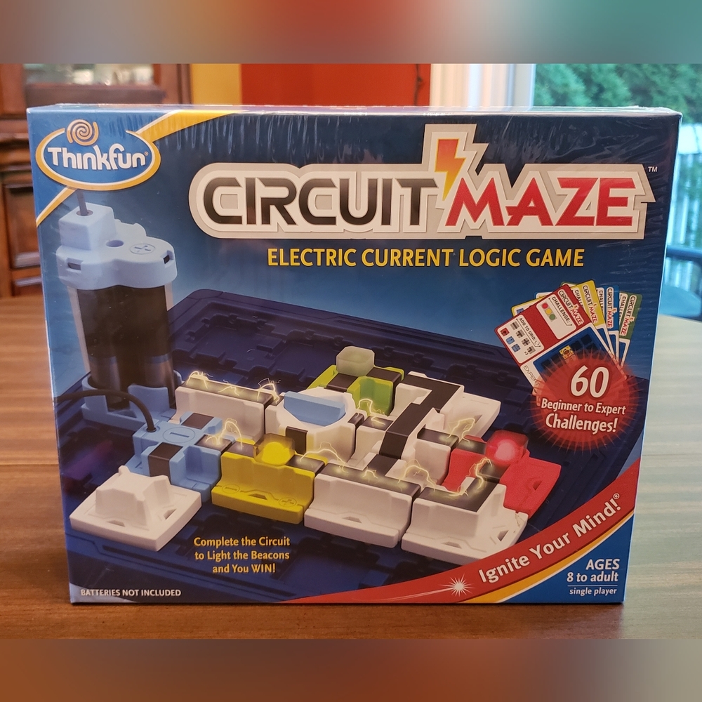 Think Fun Games – Circuit Maze: Electric Current Logic Game – NEW